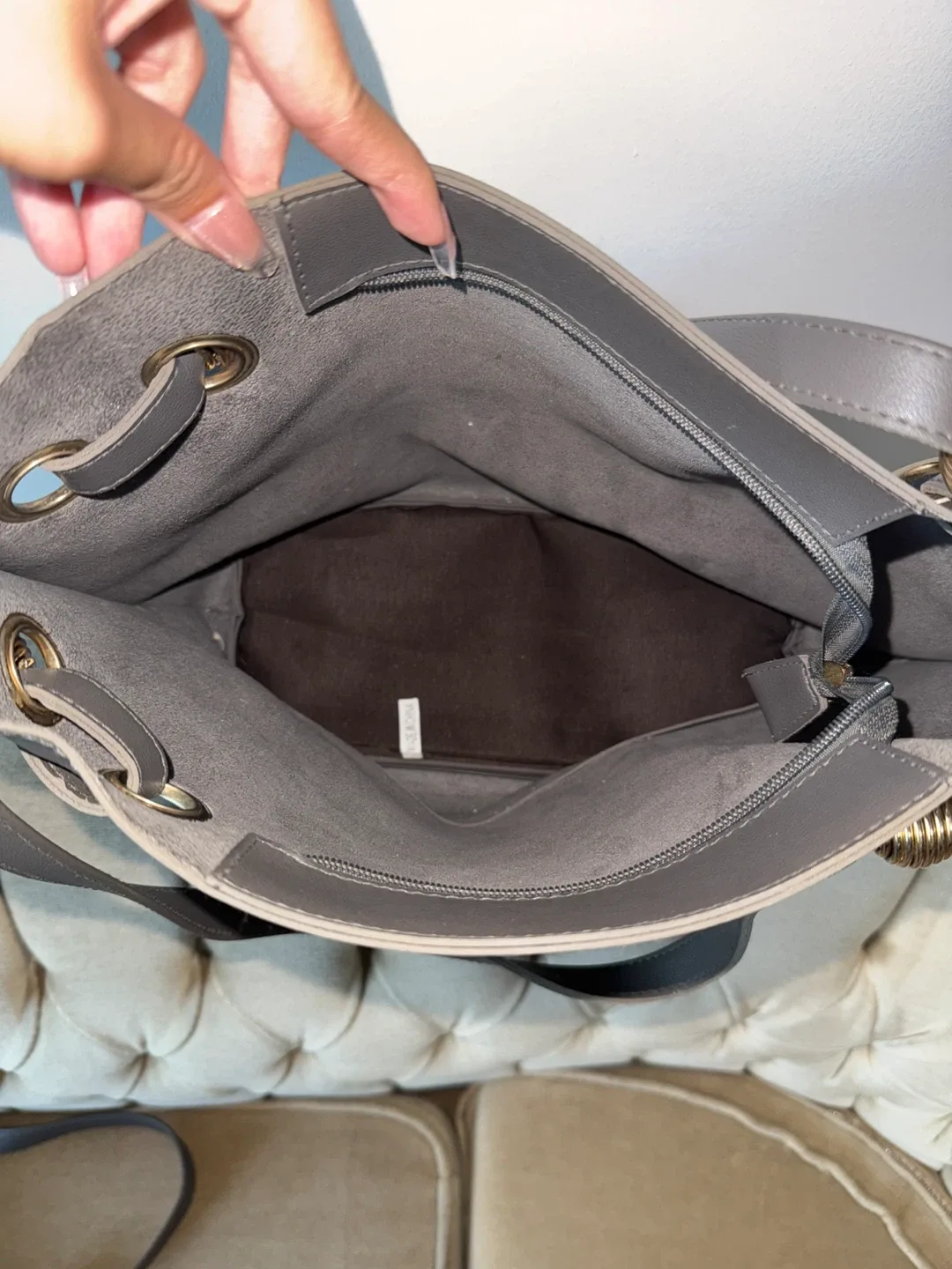 Grey Bucket Bag with Studded Detail/small shoulder bag image indicator(2)