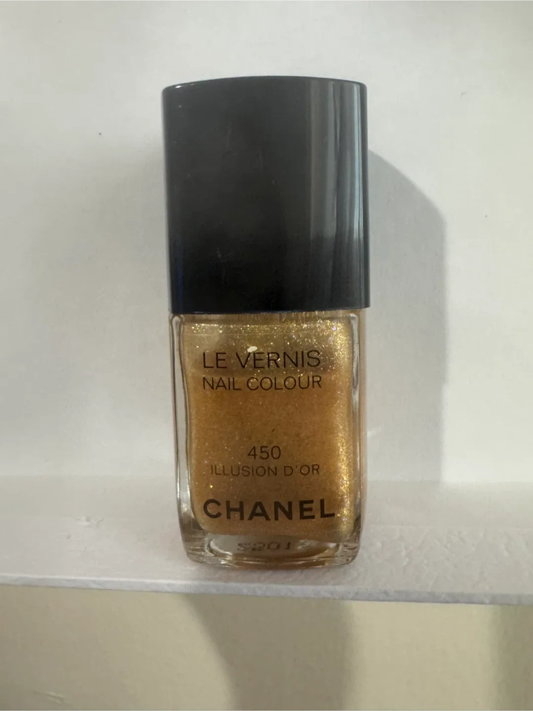 🥕Chanel Le Vernis Nail Colour 450 Illusion D'Or thumbnail