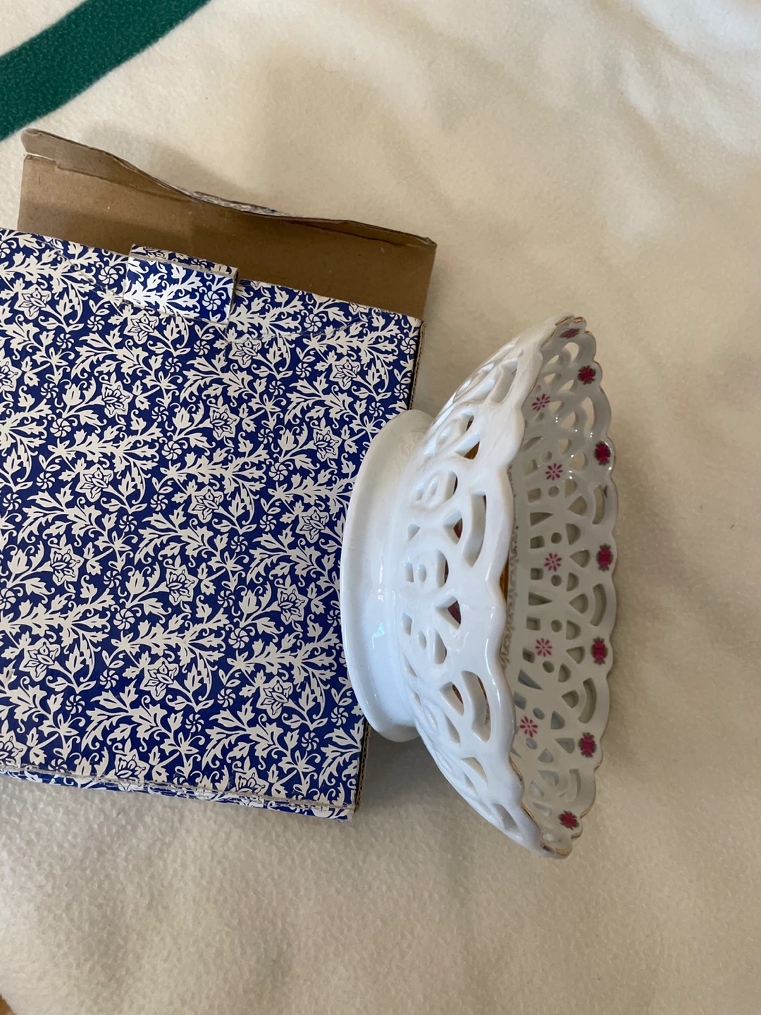 Decorative Porcelain Bowl with Box - photo 2