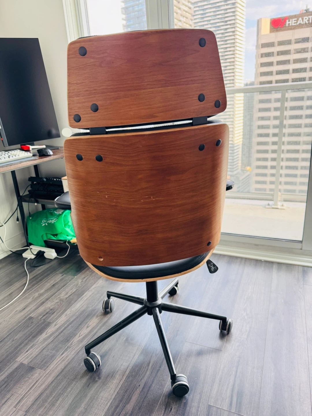 Structube cove Office Chair - Black Leather & Wood - photo 2