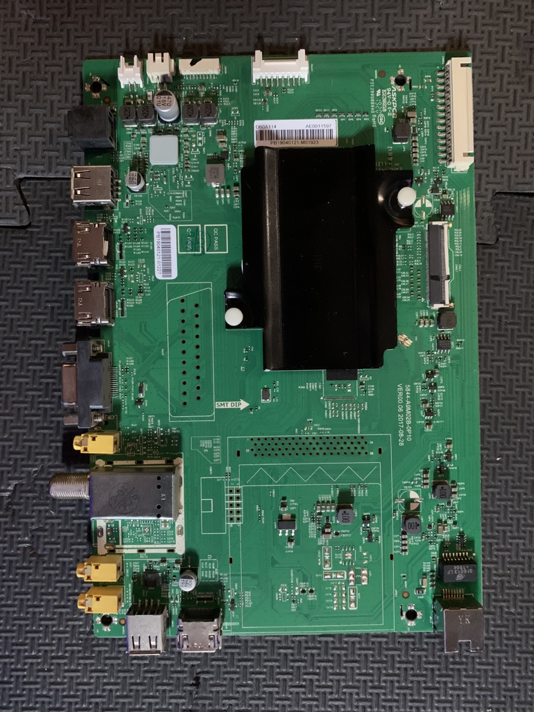 RCA 60" Smart 4K UHD TV Parts - photo 2