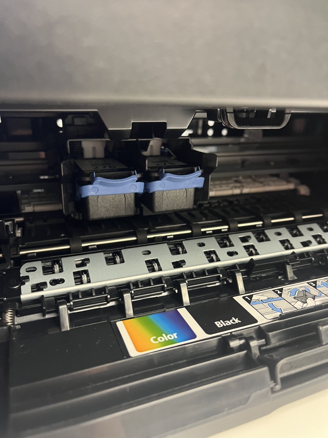 Canon PIXMA TS3720 + Ink- Like New! - photo 5