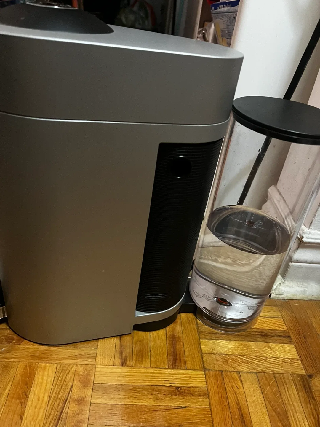 Nespresso Vertuo Plus Coffee Maker by DeLonghi image indicator(3)