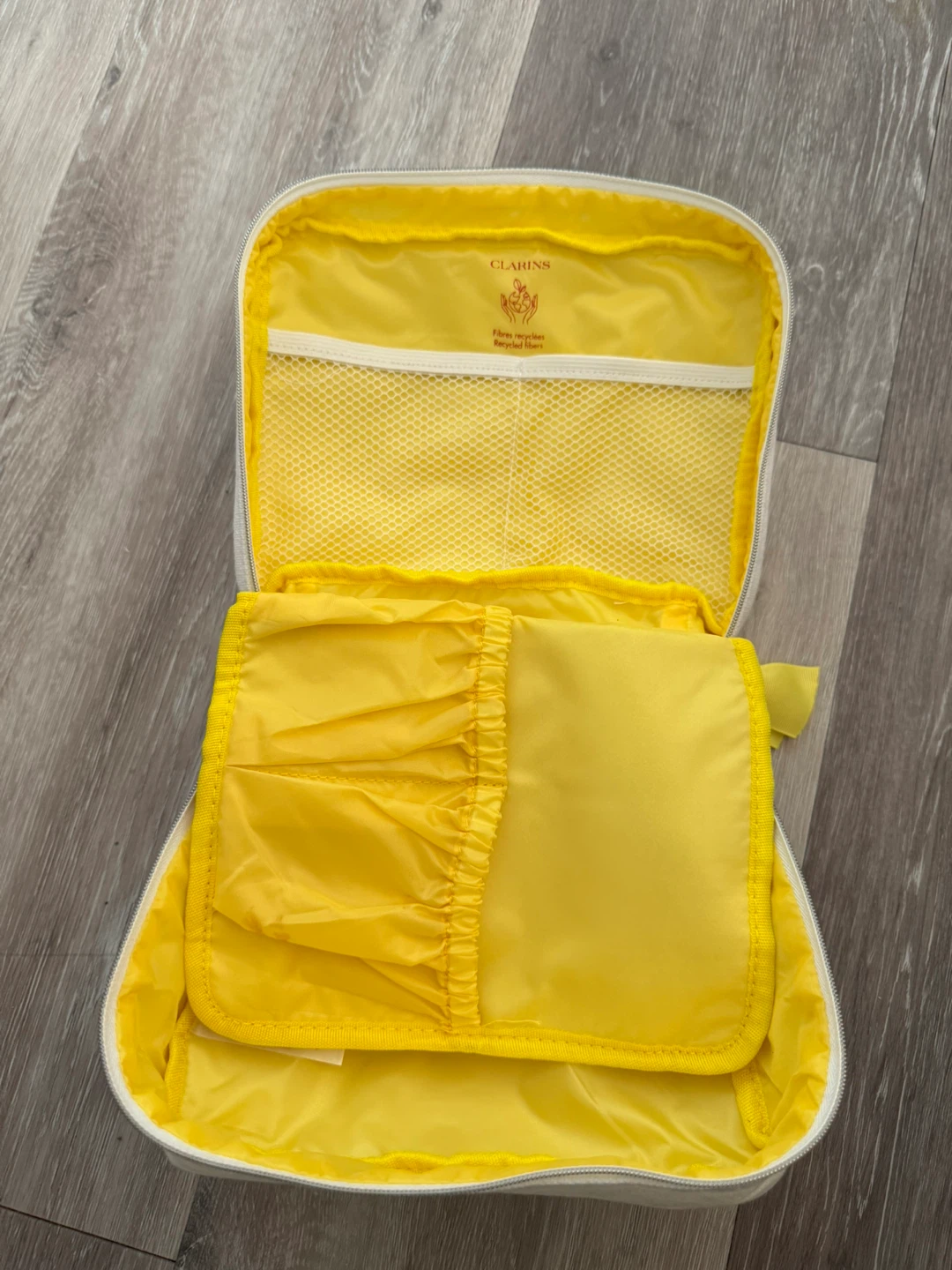 Clarins Le Petit Prince Cosmetic Bag - photo 3