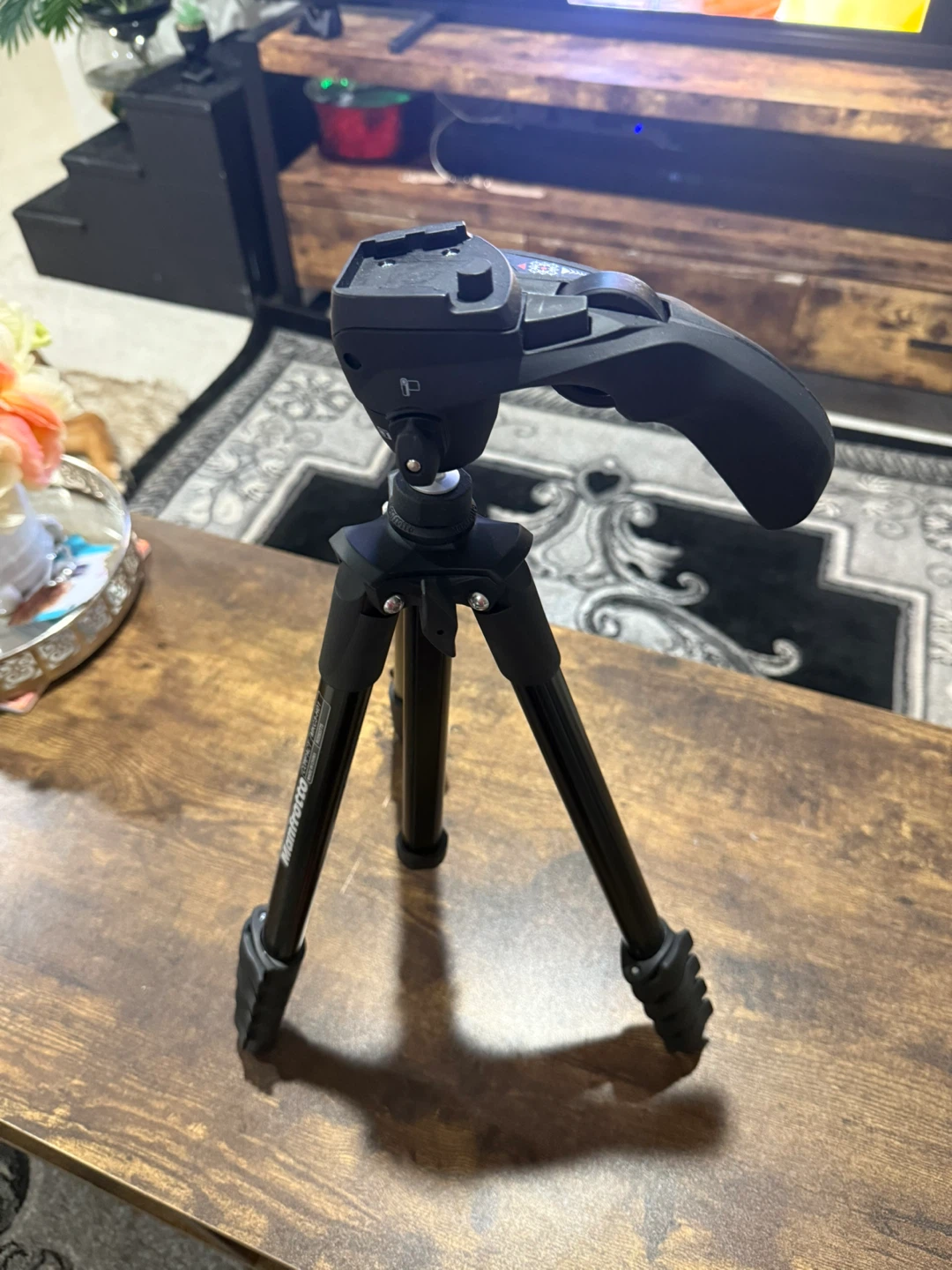 Manfrotto Compact Series Tripod - photo 3