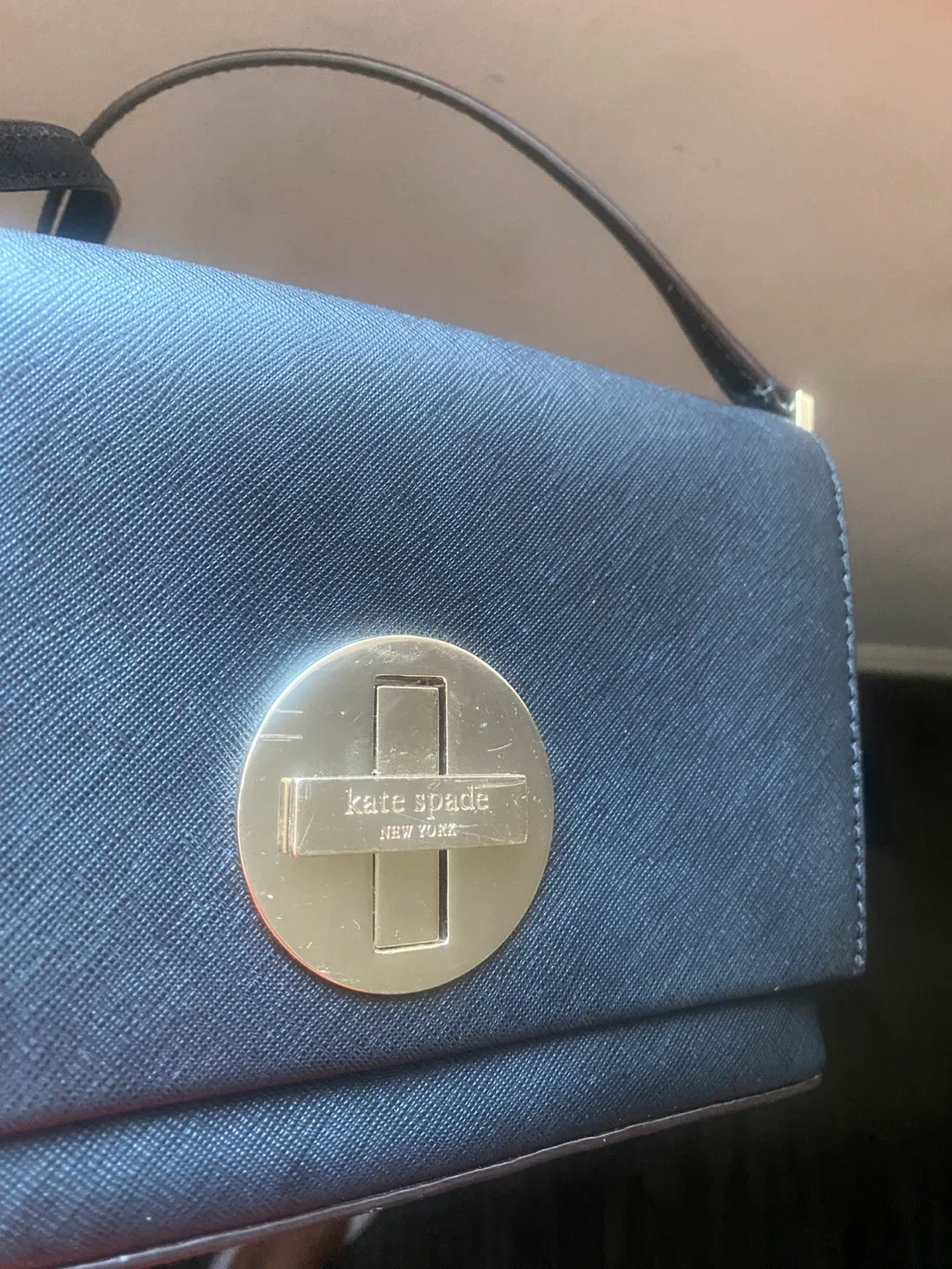 Kate Spade New York Crossbody Bag image indicator(4)