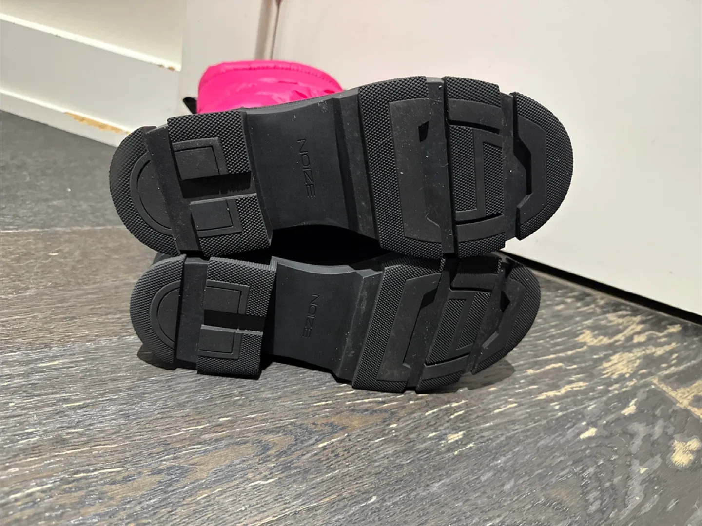 Noize Pink Winter Boots size 6 image indicator(2)