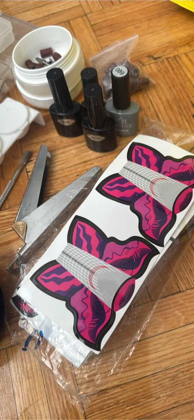 Nail Art Supplies Bundle image indicator(2)