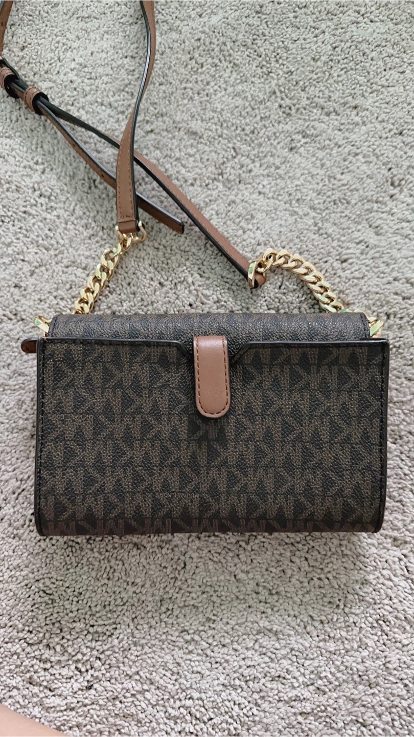 Michael Kors Sling Wallet - photo 3