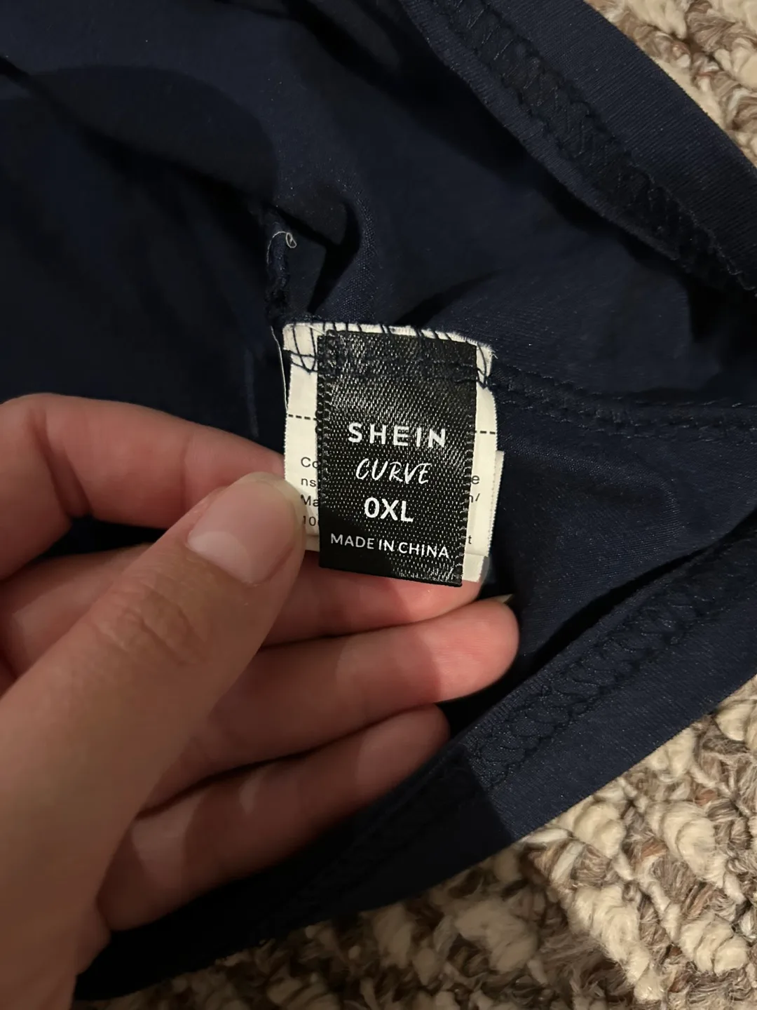 Shein Curve 0XL T-Shirt image indicator(2)