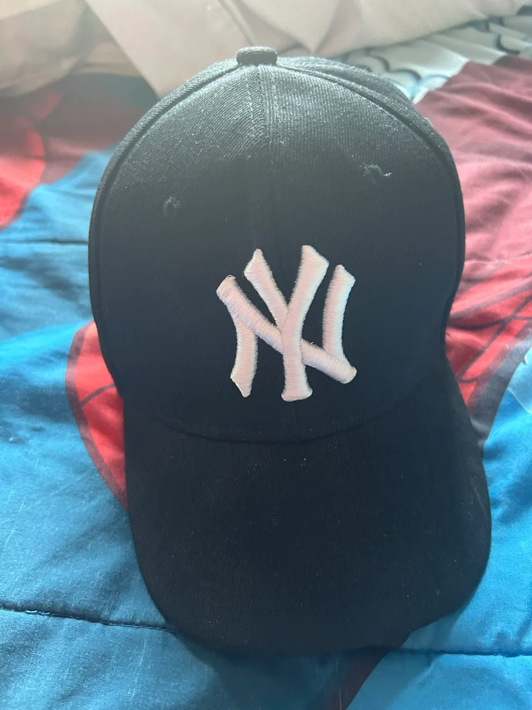 New York Yankees Black Baseball Cap image indicator(2)