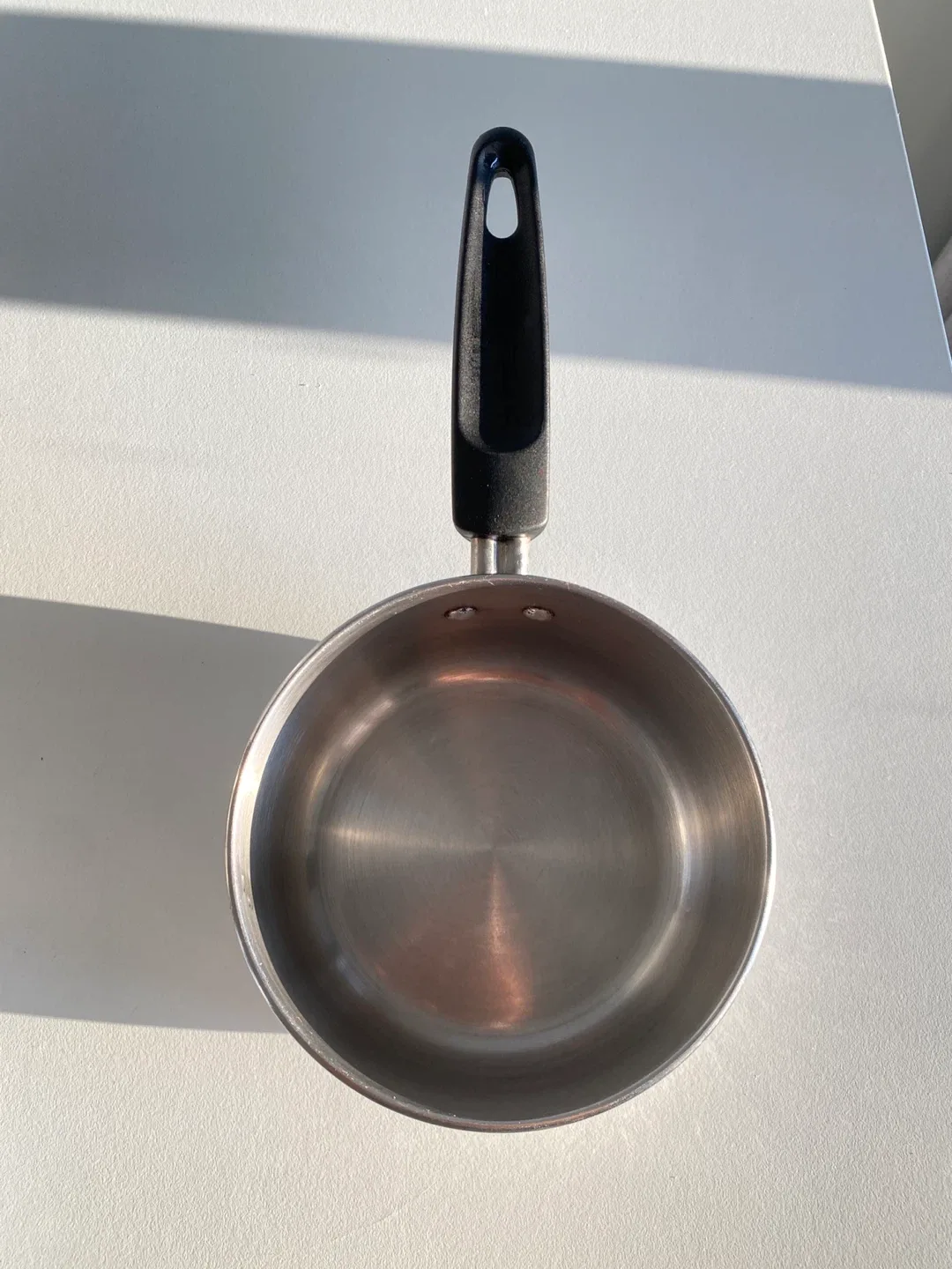 Stainless Steel Saucepan + 2 FREE Strainers thumbnail