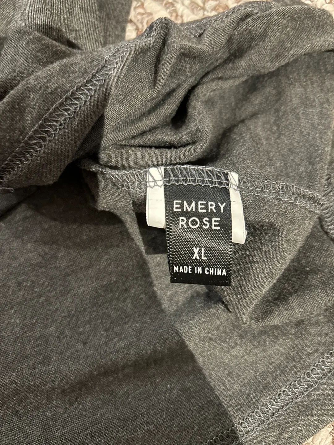 Emery Rose XL Tank Top image indicator(2)
