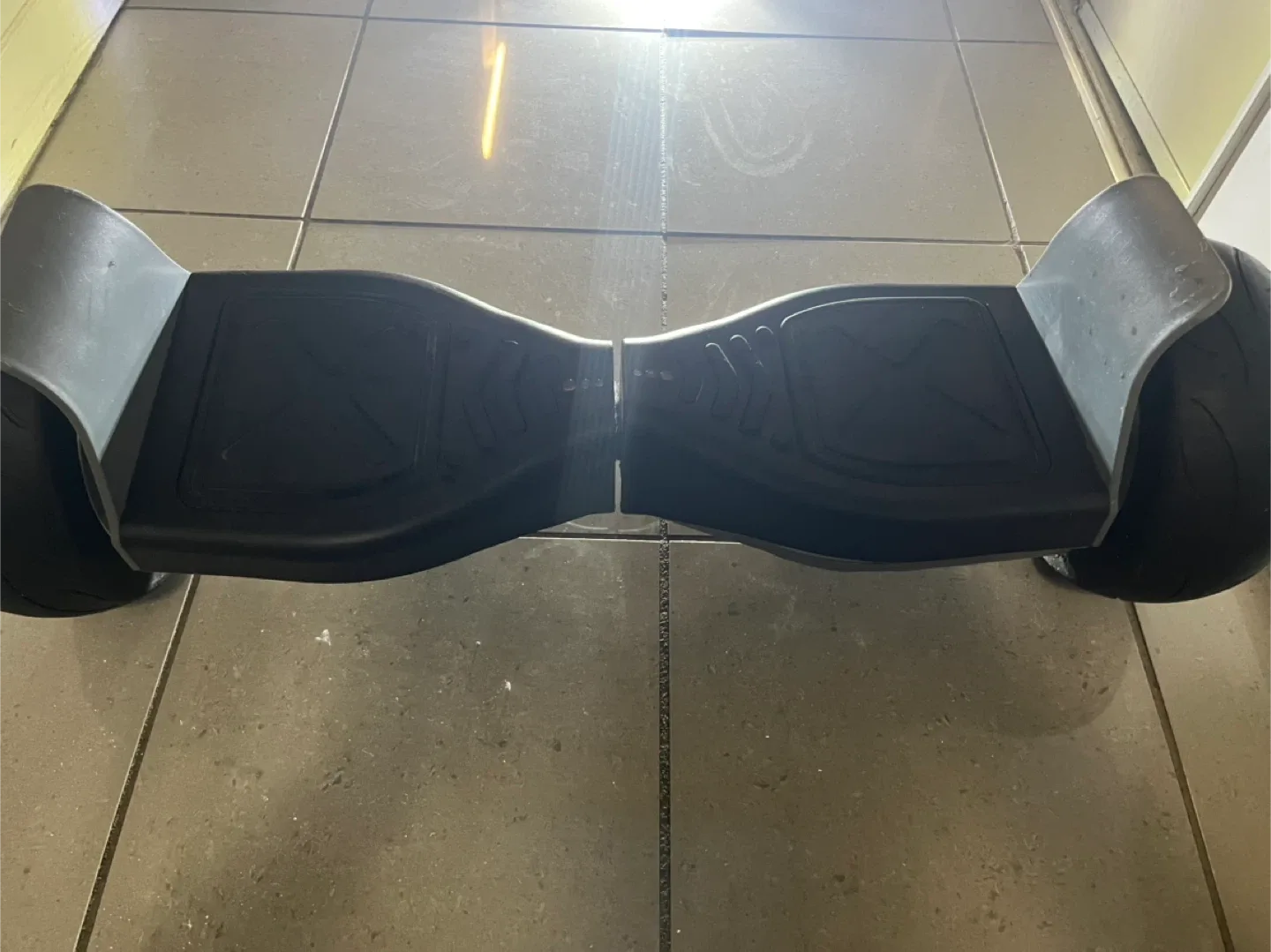 Black Hoverboard with Carrying Bag image indicator(2)