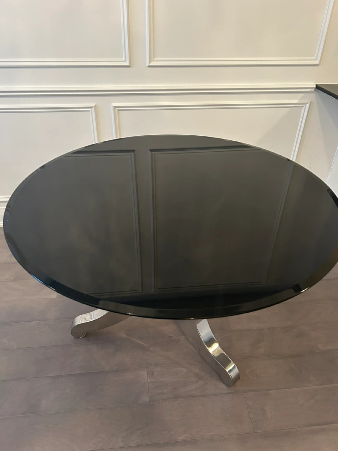 Black Glass Round Top Dining Table - photo 2
