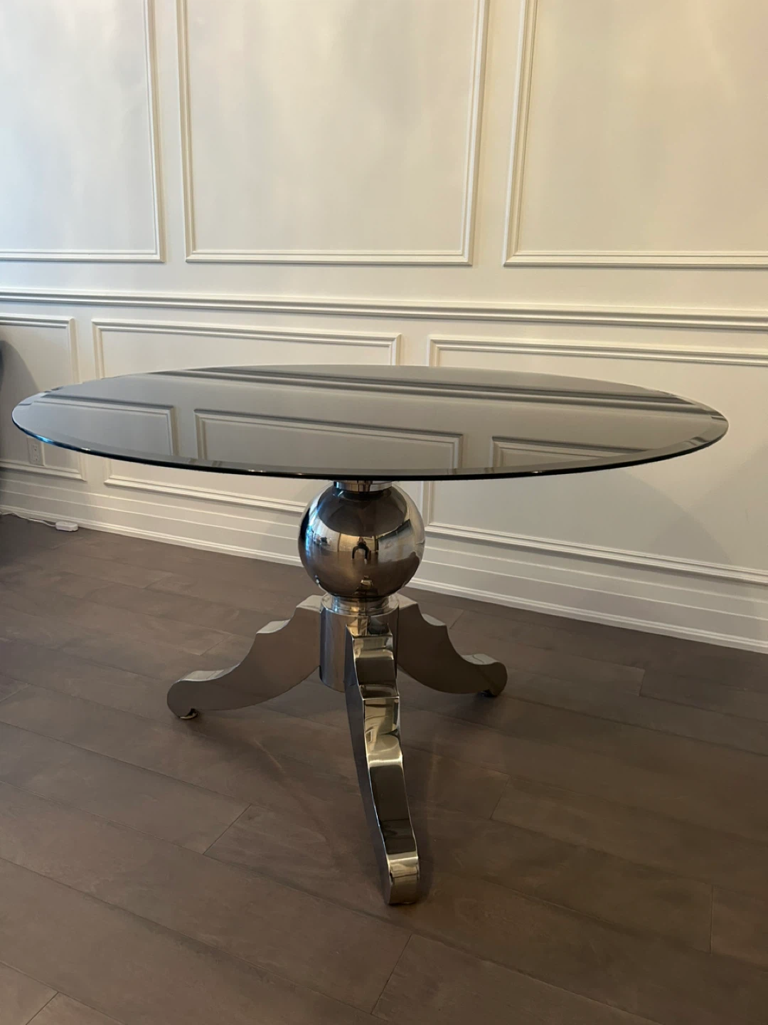 Black Glass Round Top Dining Table - photo 3