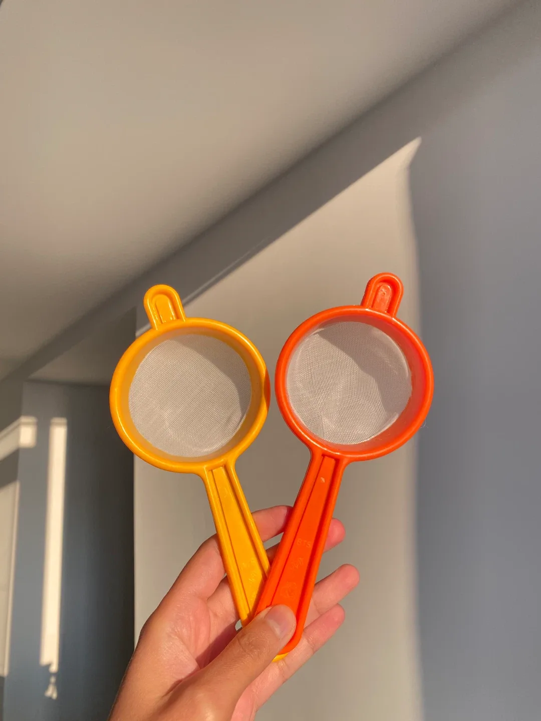 Stainless Steel Saucepan + 2 FREE Strainers image indicator(3)