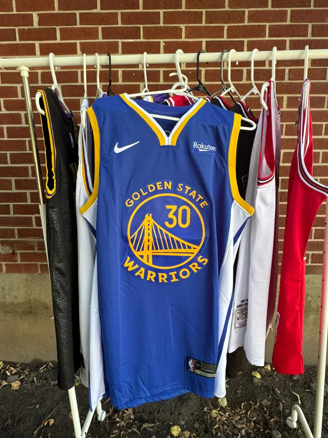 Stephen Curry #30 Golden State Warriors Jersey image indicator(3)