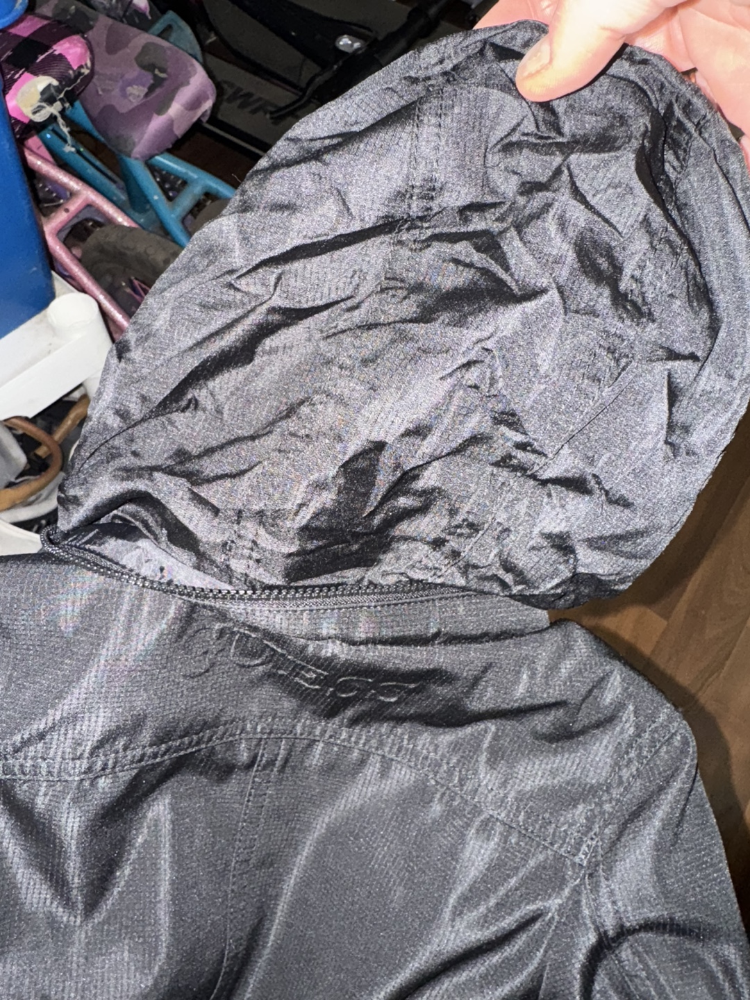 Kids Guess Black Bomber Jacket - Size 5 - photo 3