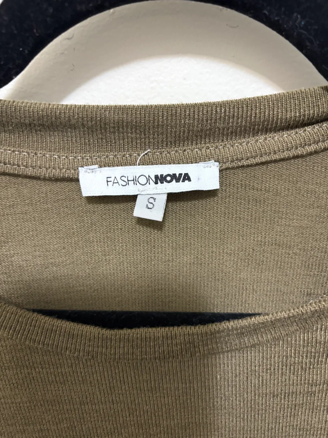 Fashion Nova Olive Green Crop Top - Size Small image indicator(2)