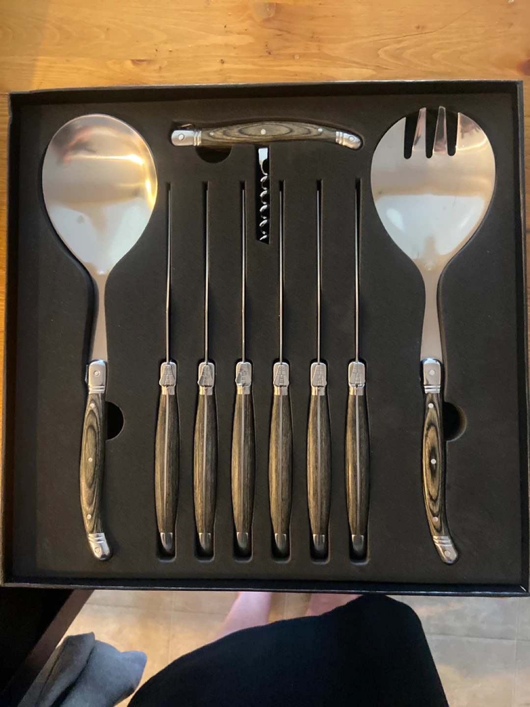Laguiole en Aubrac 9-Piece Serving Set in Box