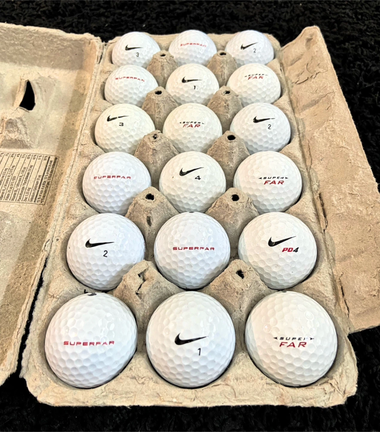 18 Nike Super Far Golf Balls