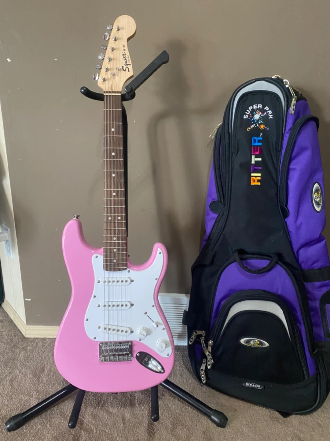 Squier Mini Strat Electric Guitar - Pink