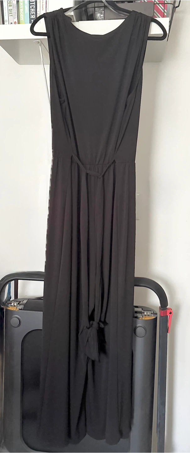 Black V-Neck Jumpsuit – Hemmed for 5’0” – Size 2X – NWT - photo 4