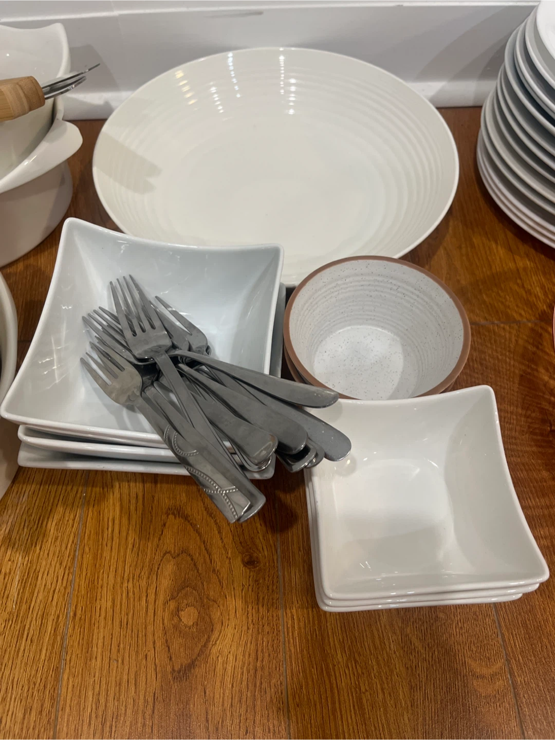 White Serving Dishes & Utensils Set - photo 3