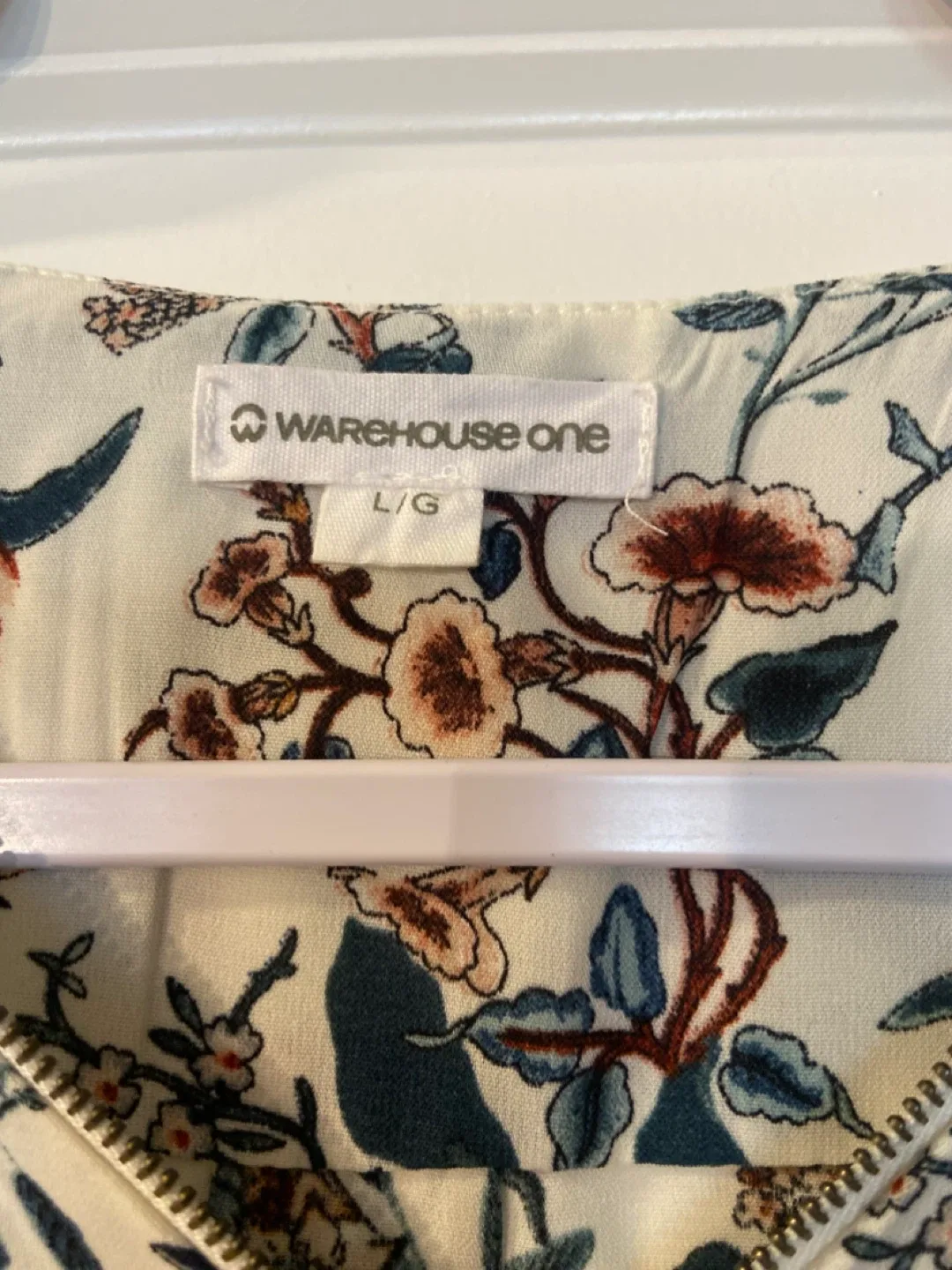 Warehouse One Floral Blouse - Size L image indicator(4)