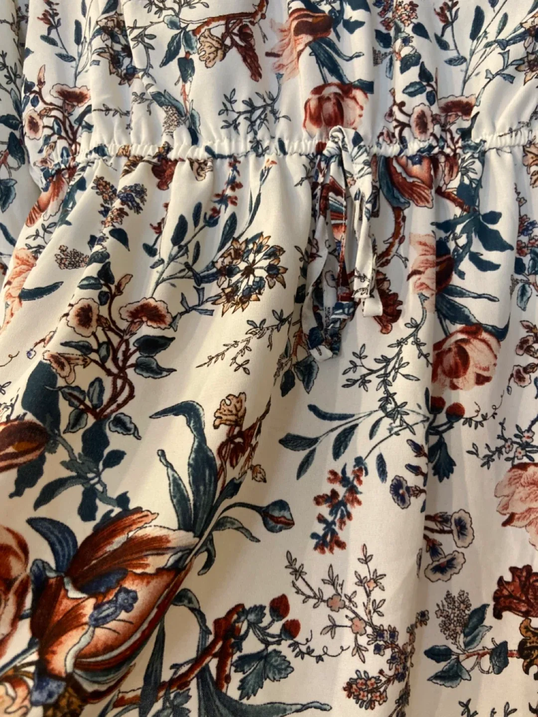 Warehouse One Floral Blouse - Size L image indicator(3)