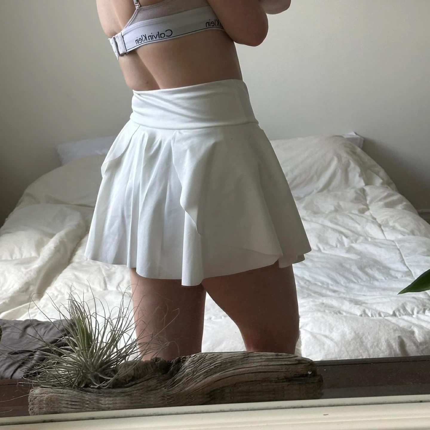 White golf skirt with built-in shorts - photo 3