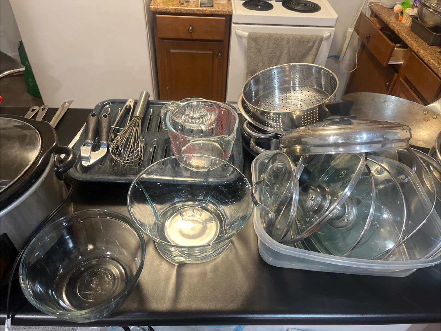 Kitchenware Bundle - Pots, Pans, Utensils, and More! - photo 3