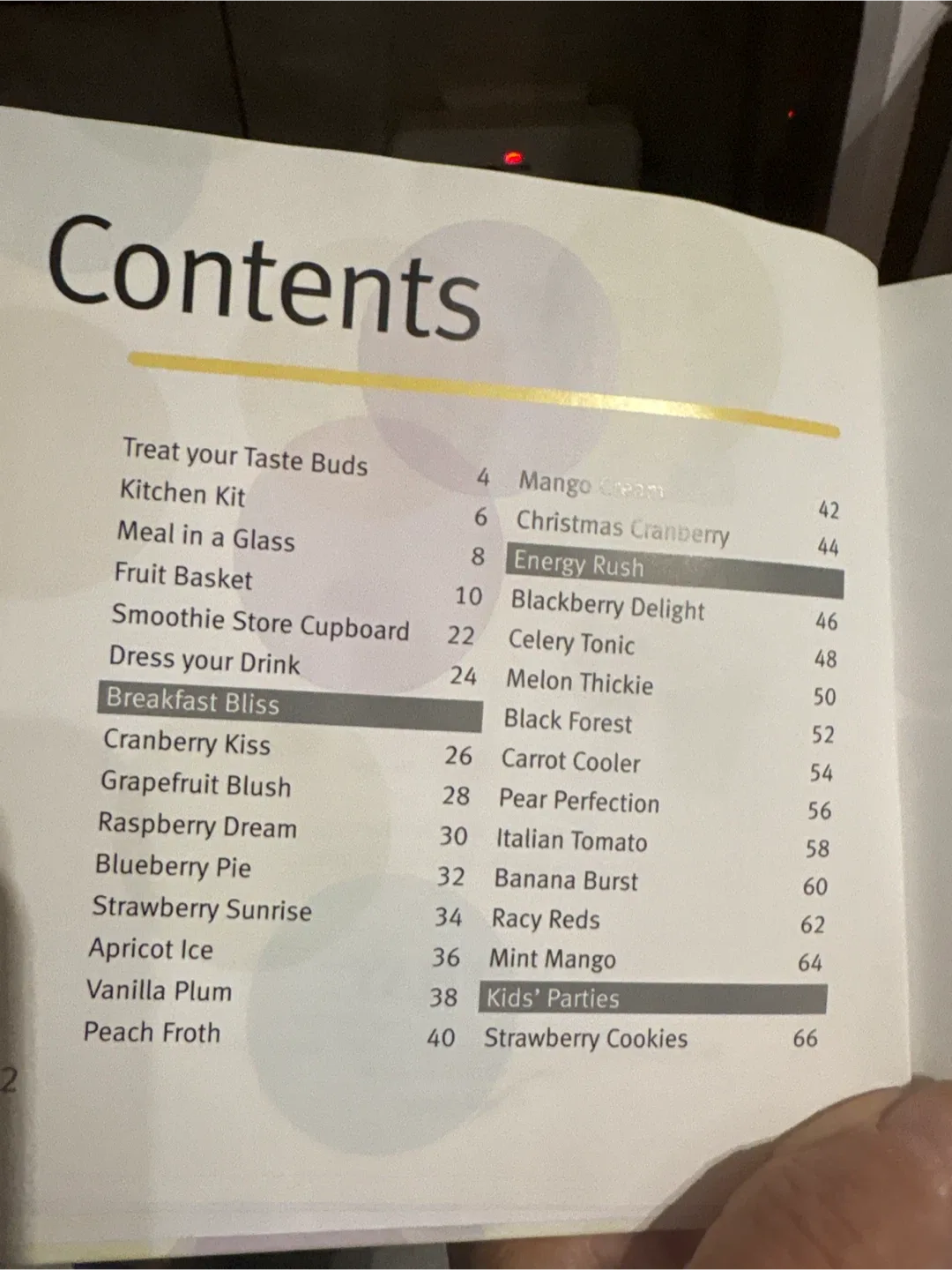 Simple Smoothies & Shakes Cookbook. 🥕 image indicator(4)