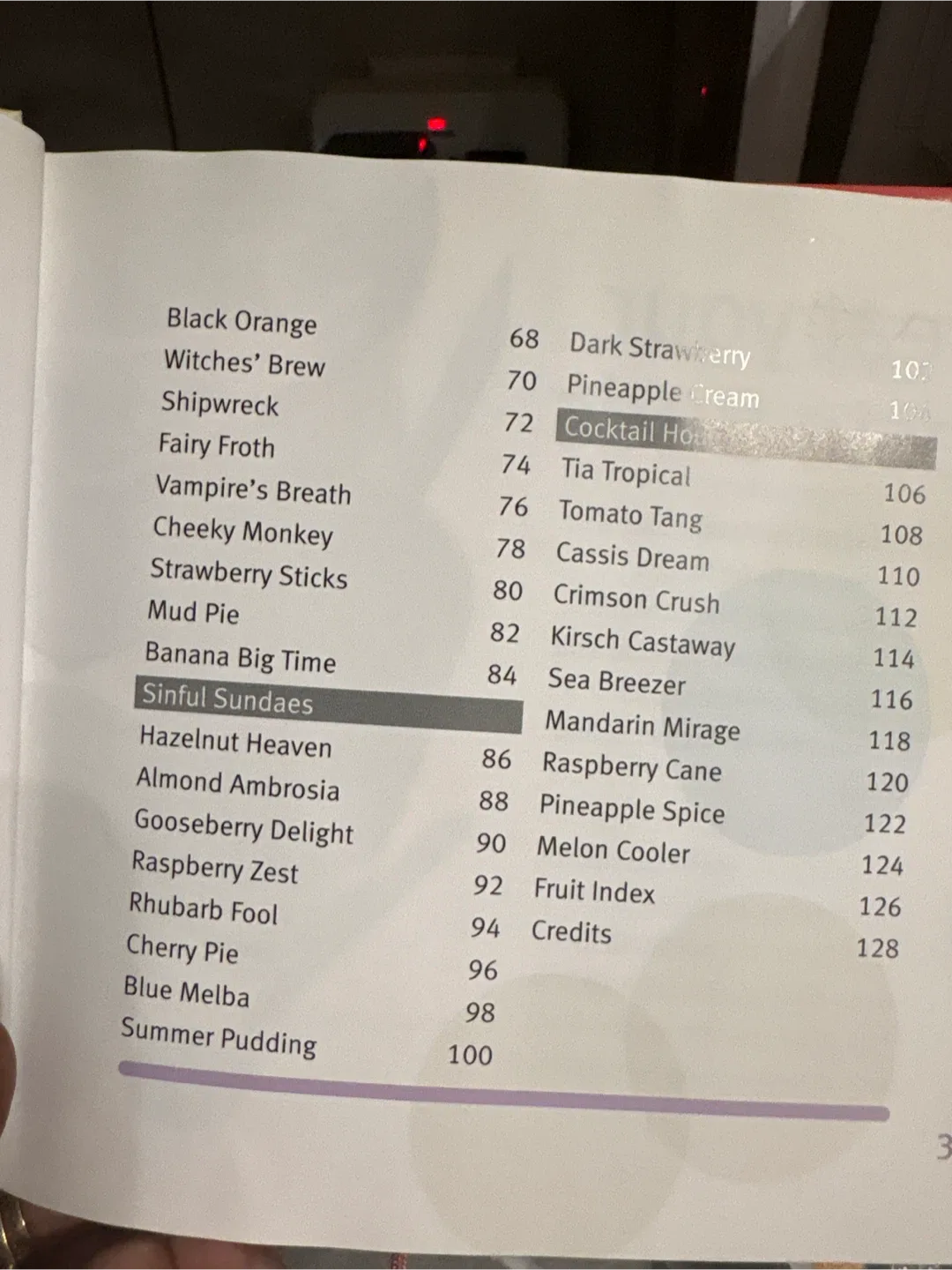 Simple Smoothies & Shakes Cookbook. 🥕 image indicator(5)
