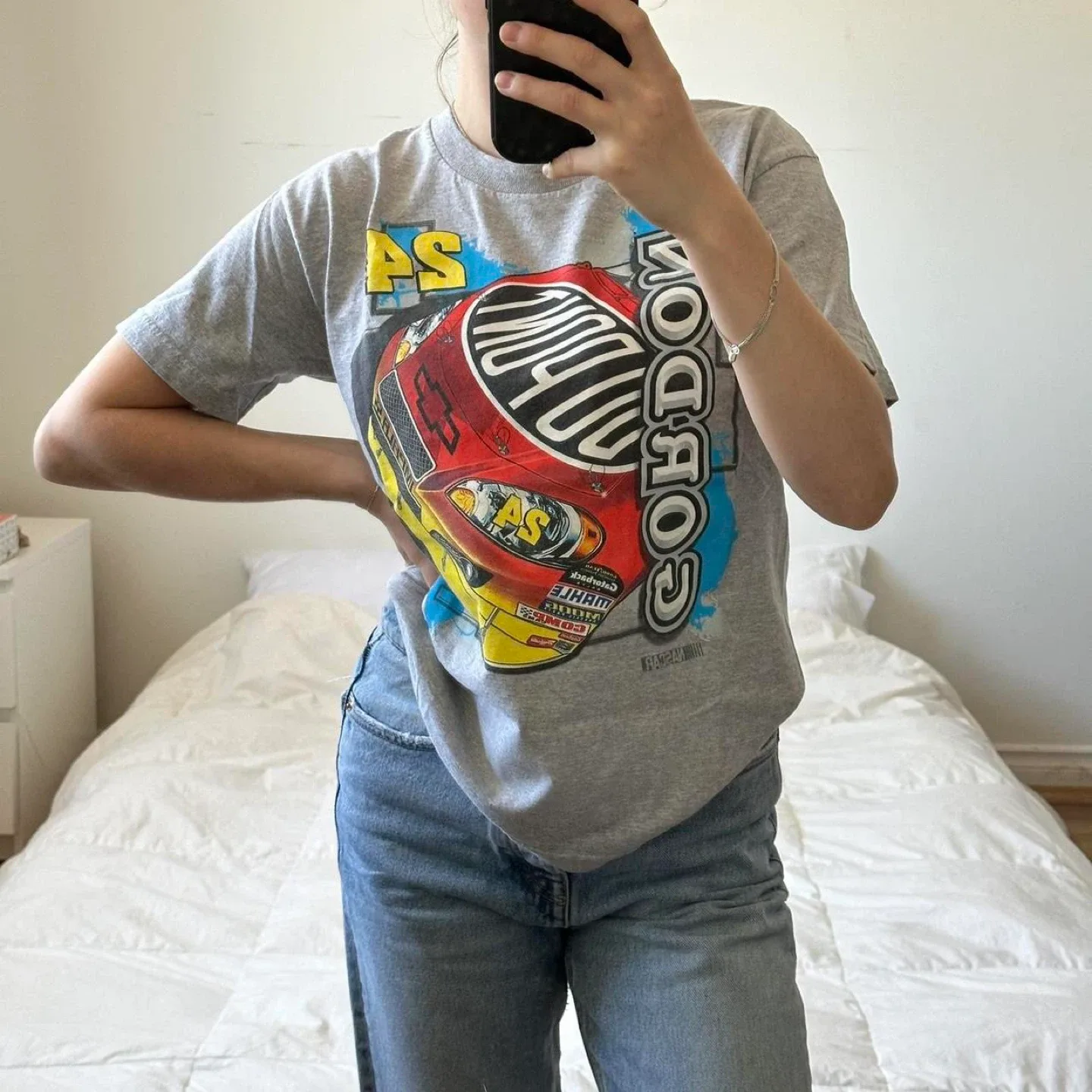 Y2k grey vintage NASCAR racing tee image indicator(5)