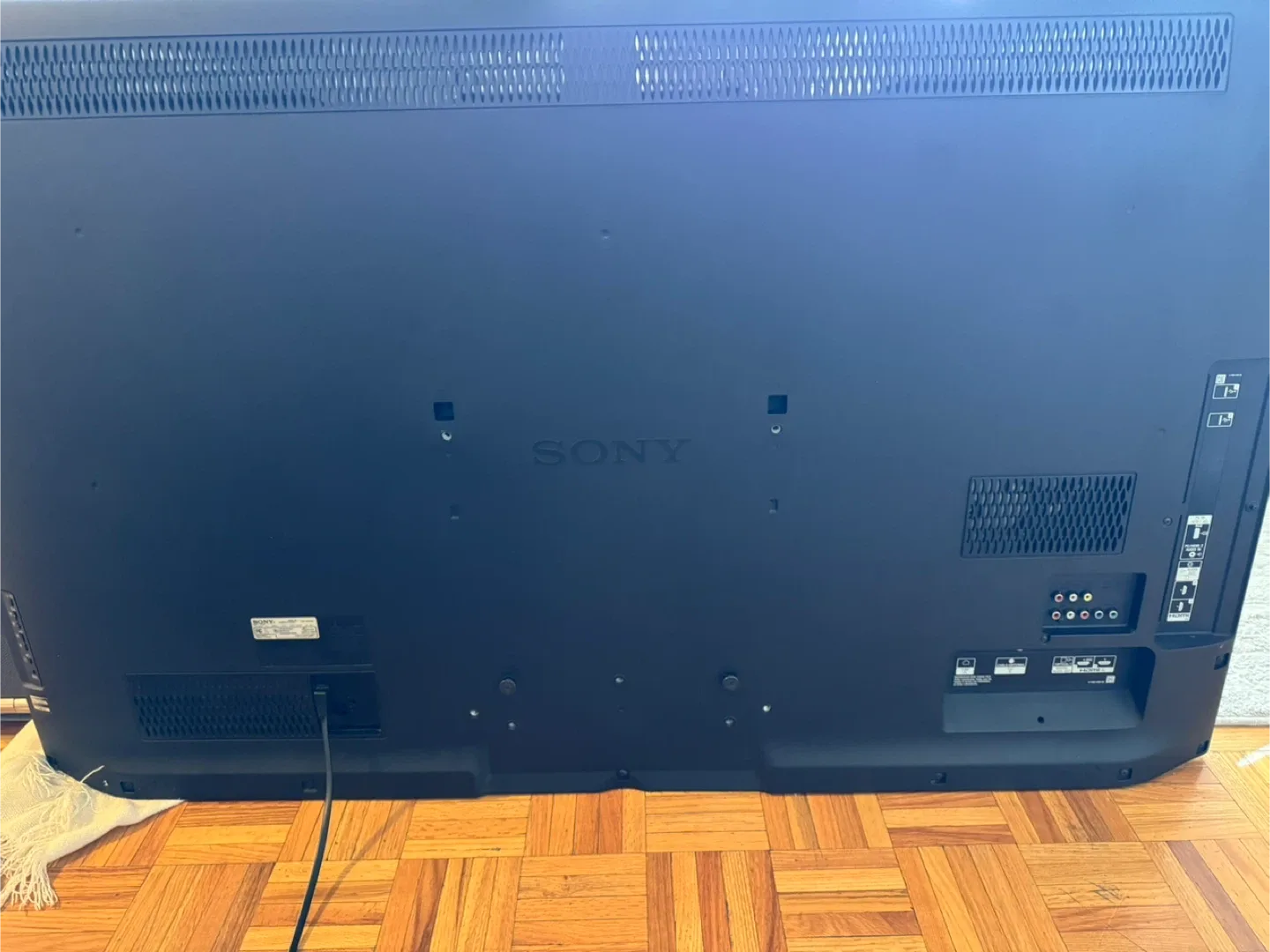 Sony 55" LCD TV KDL-55HX750 image indicator(2)