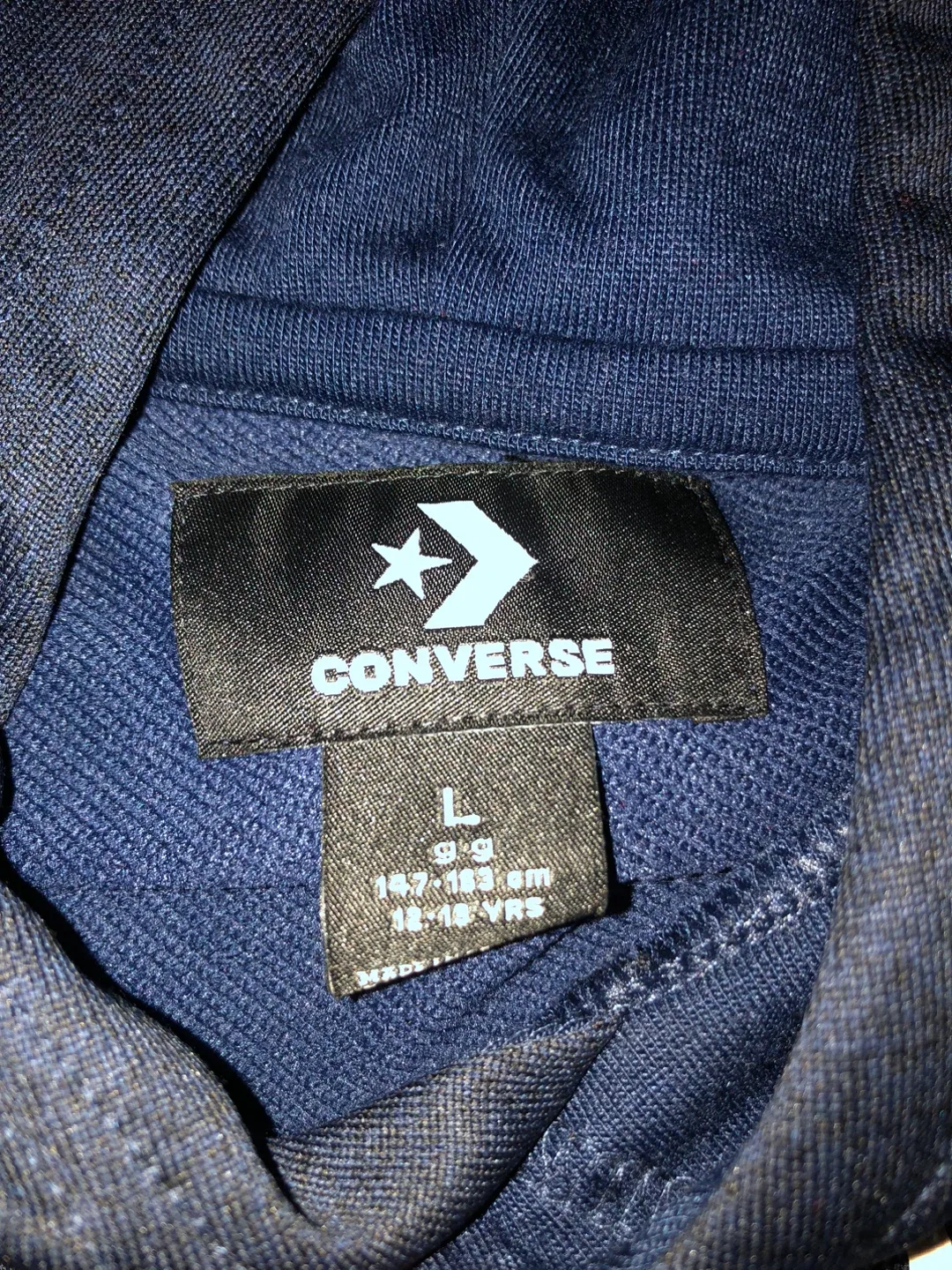 New Converse Pullover Hoodie - Size L image indicator(2)