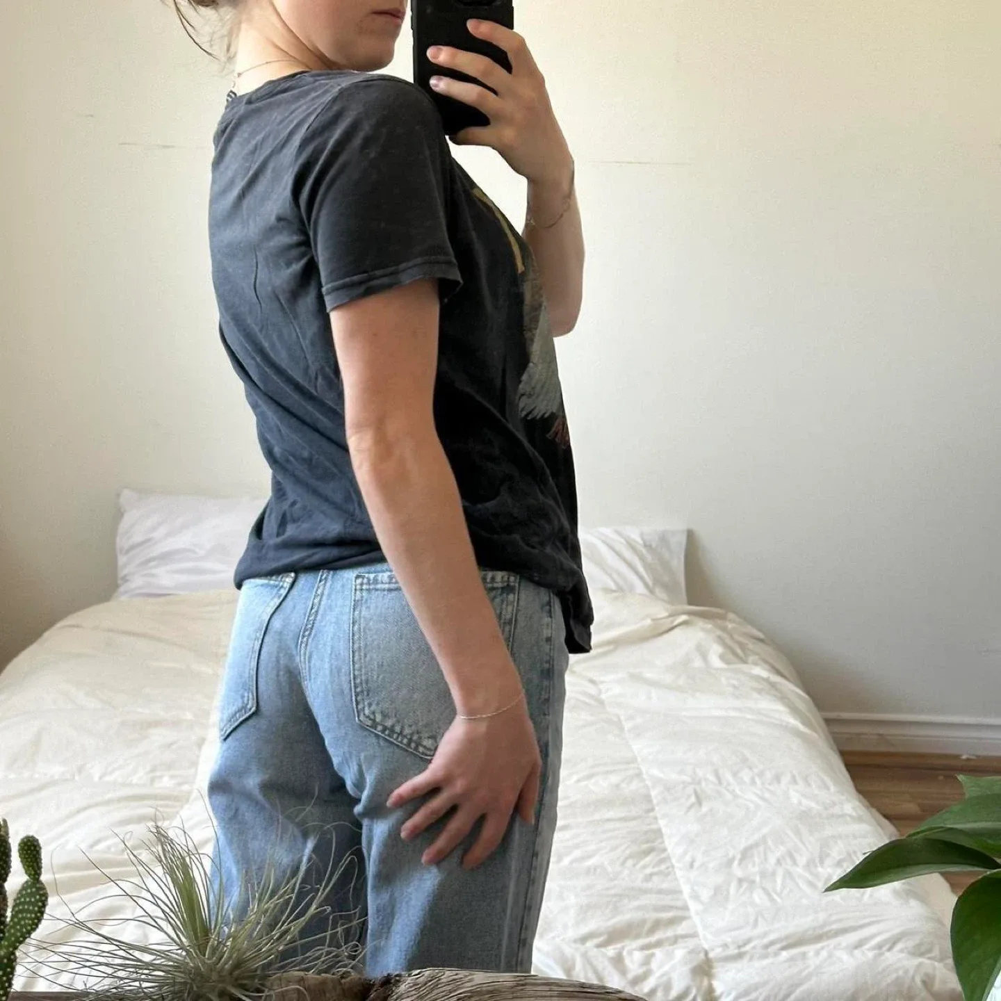 Faded grey graphic band tee image indicator(3)