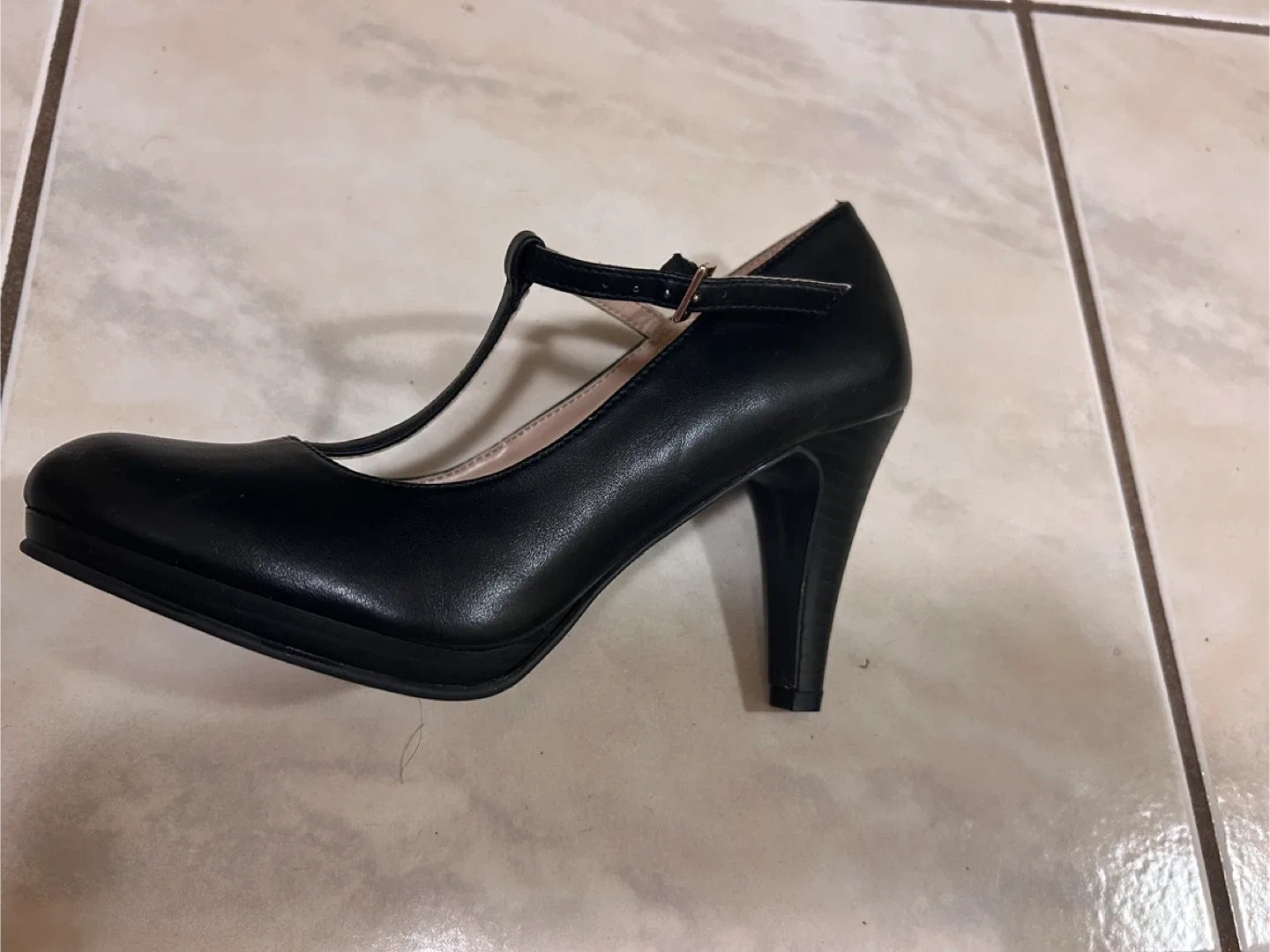 Call It Spring Black Heels size 6 image indicator(2)