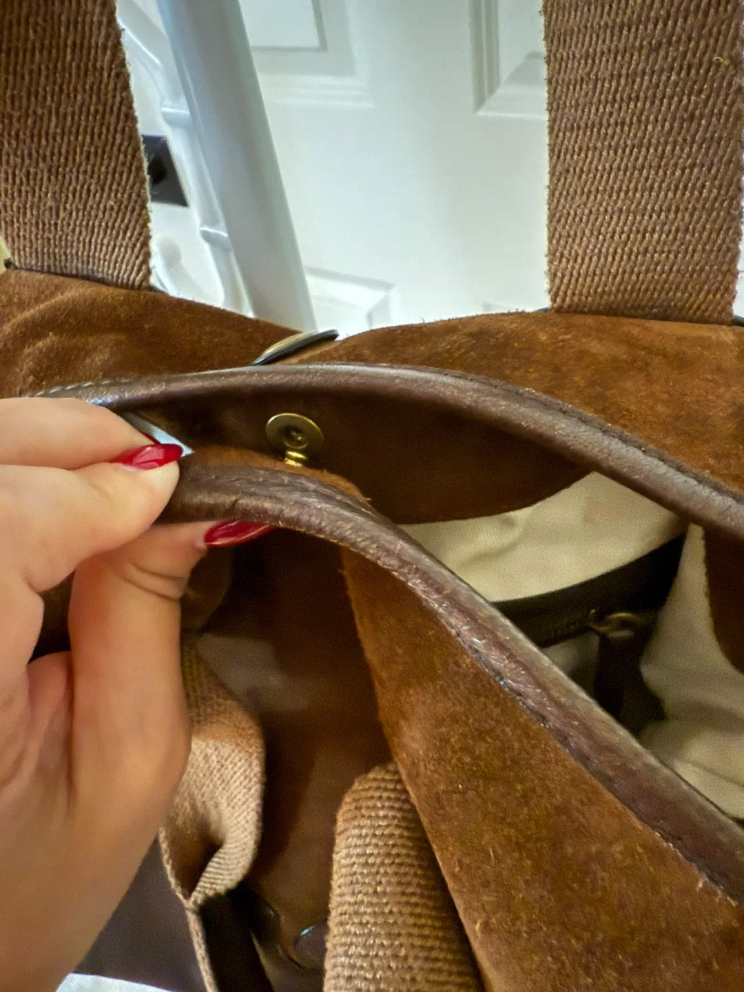 Massimo Dutti Hobo Brown Suede Leather Shoulder Bag image indicator(7)