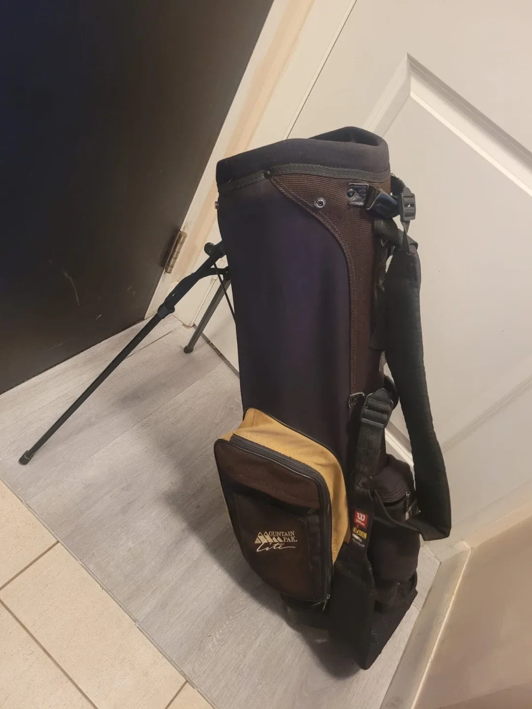 Wilson Mountain Park Golf Bag thumbnail
