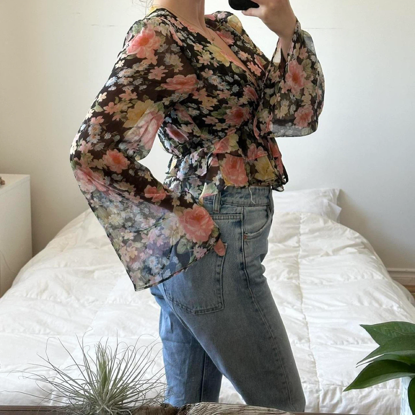 Floral sheer bell sleeve blouse with tie-up detail - photo 5
