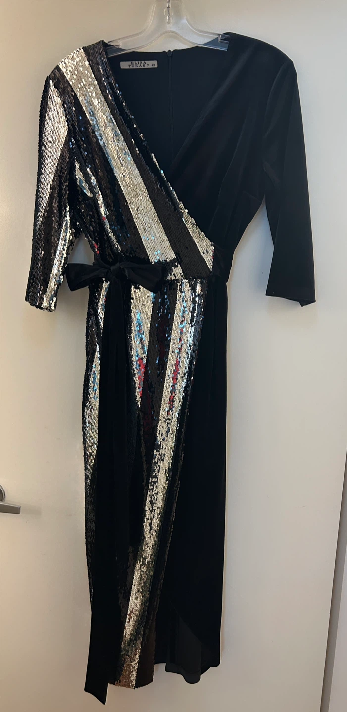 Black and Silver Sequin Dress - Size 42