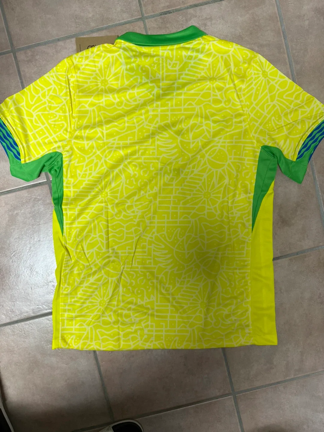 Brazil / Brasil soccer jersey image indicator(3)