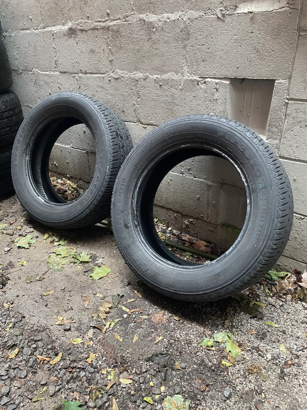 Firestone FR710 P215/60R17 Tires thumbnail