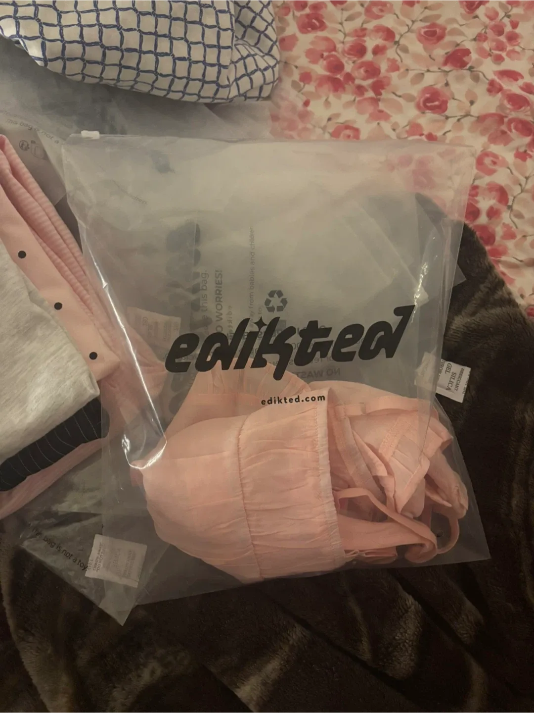 Edikted Light Pink Tank Top - Size S image indicator(5)