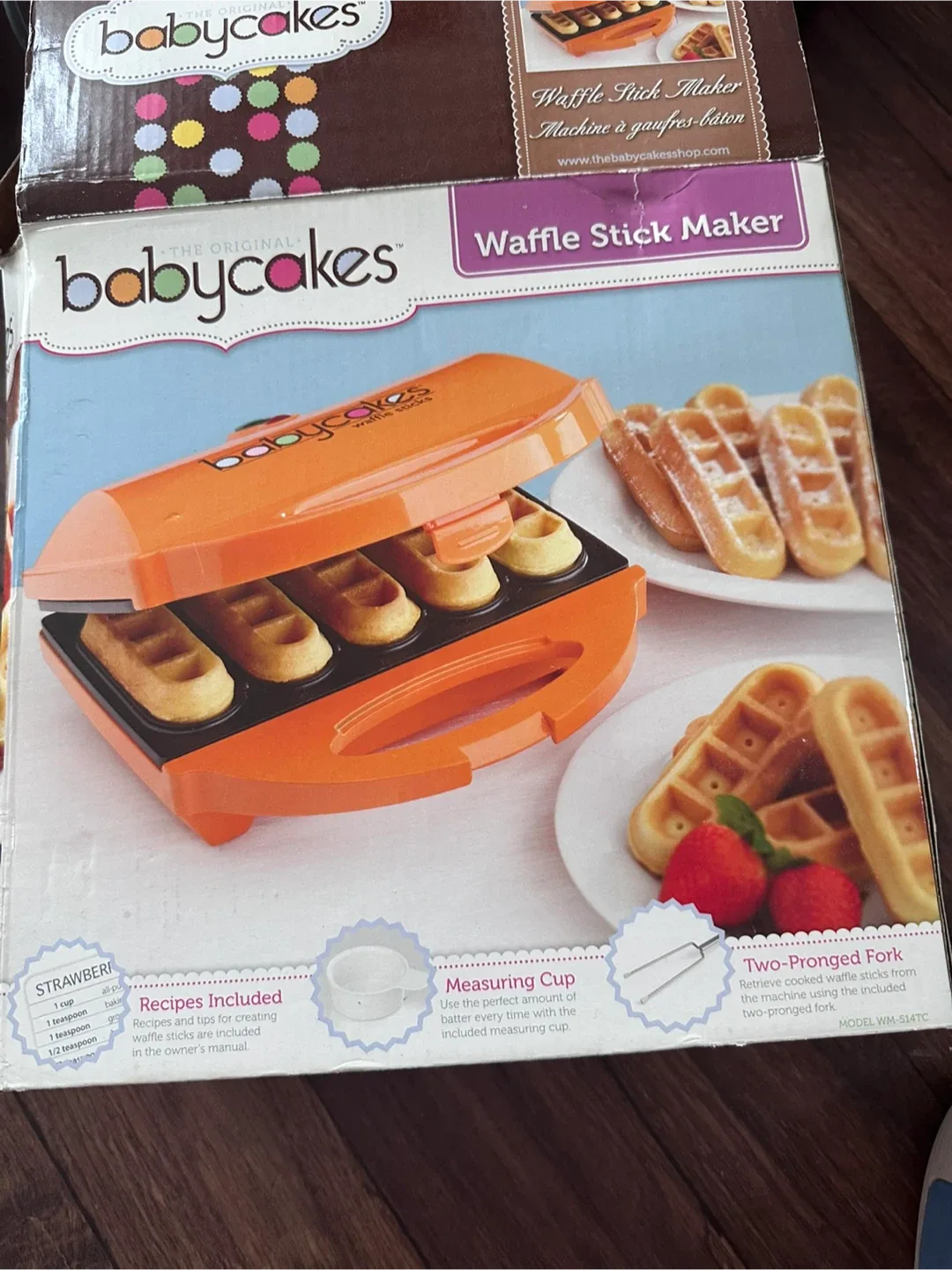 Babycakes Waffle Stick Maker image indicator(2)