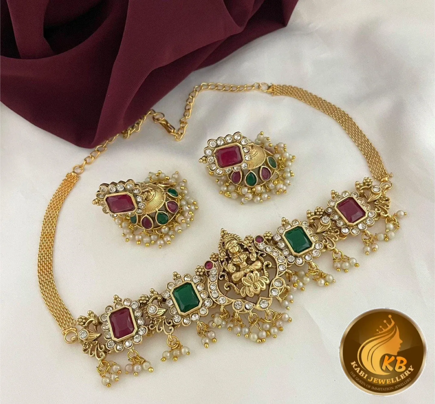 Kabi Jewellery Necklace & Earring Set thumbnail