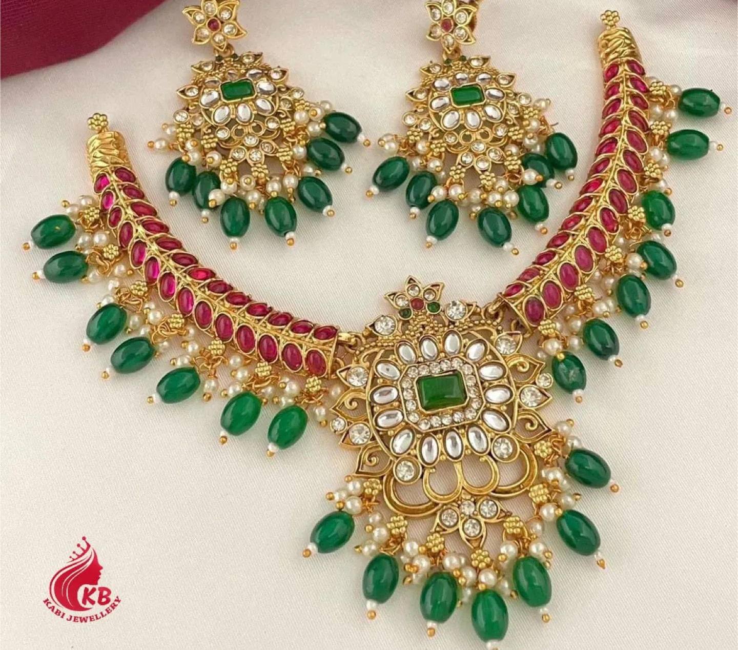 Kabi Jewellery Necklace & Earring Set thumbnail